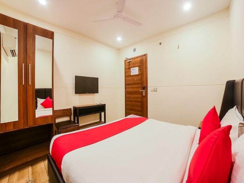 Oyo 29691 Hotel Avalon