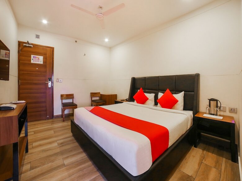 Oyo 29691 Hotel Avalon