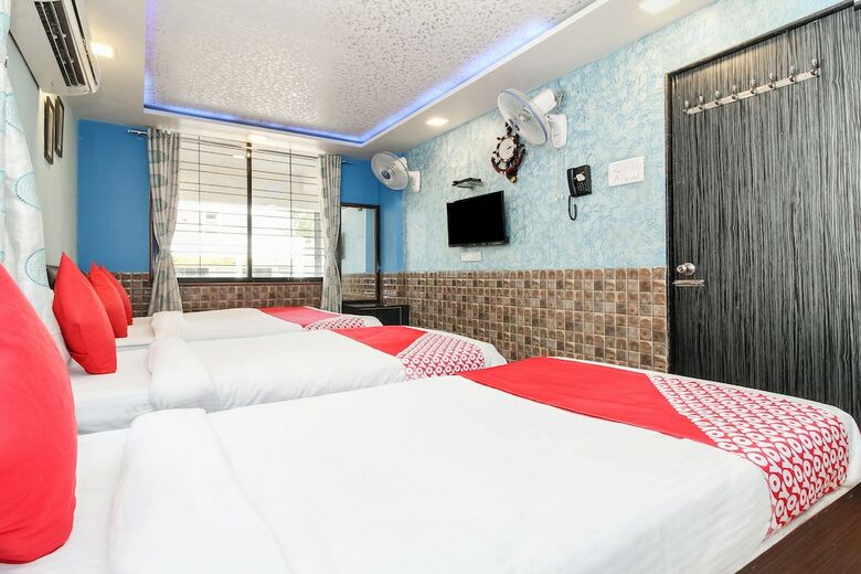 Hotel Oyo 29350 Krupa Lodging