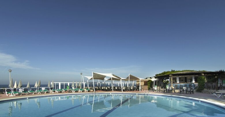 Fiesta Hotel Cala Nova