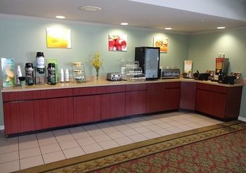 Hotel Quality Inn And Suites Airport