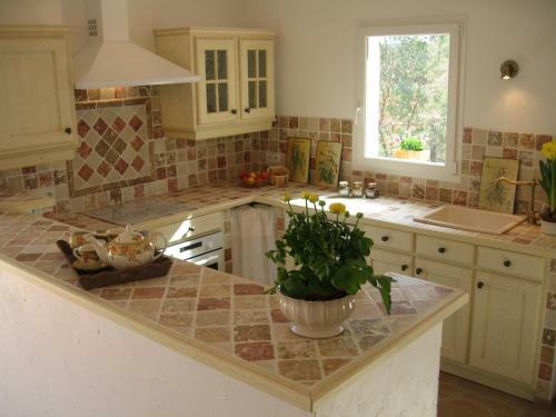 Charmante Petite Maison & Spa � Bulles Priv� !