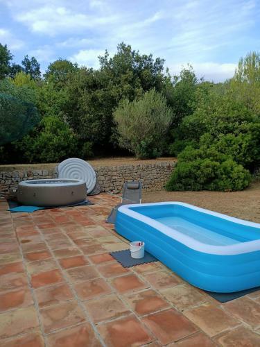 Charmante Petite Maison & Spa � Bulles Priv� !