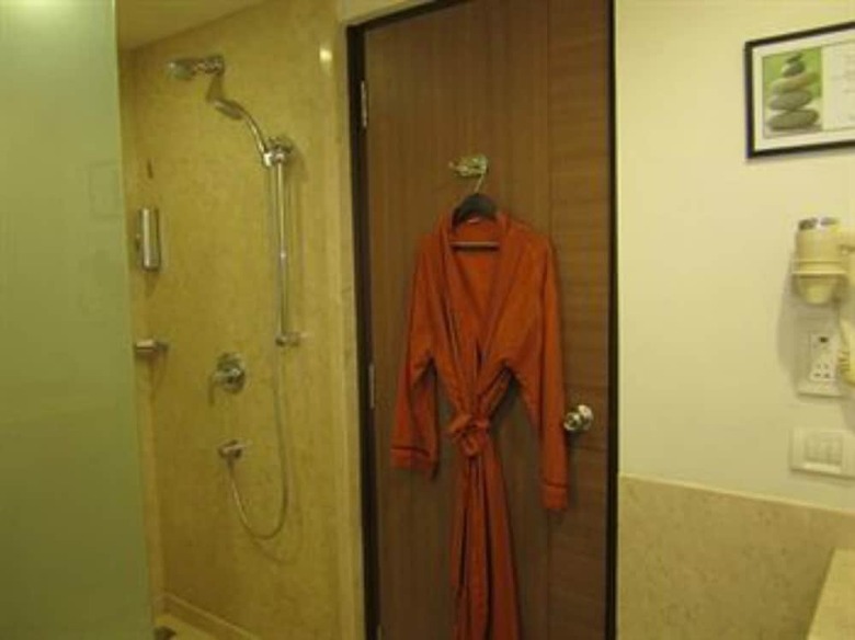 Hotel Lemon Tree Premier, Hitec City, Hyderabad