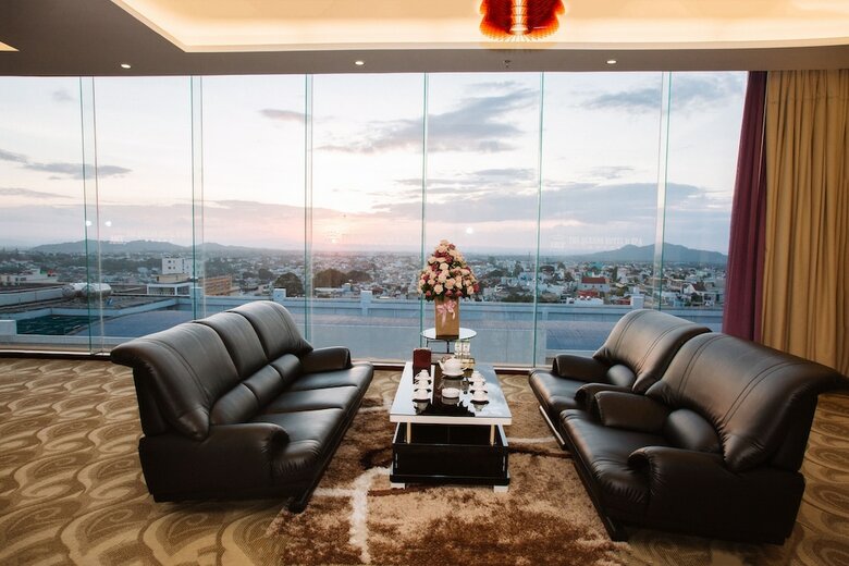 Hai Ba Trung Hotel