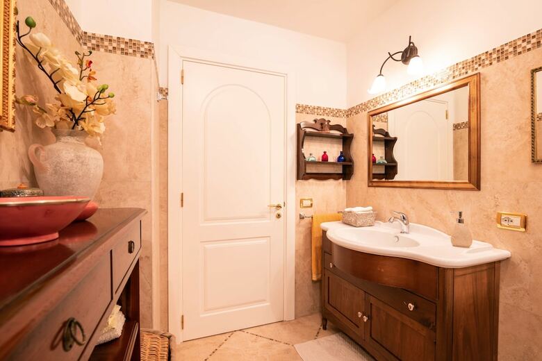 Villa Ribes Con Piscina By Wonderful Italy