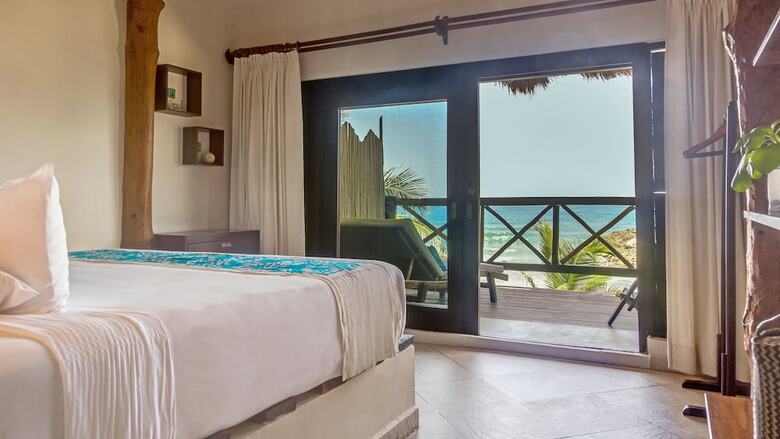 El Pez Colibri Boutique Hotels