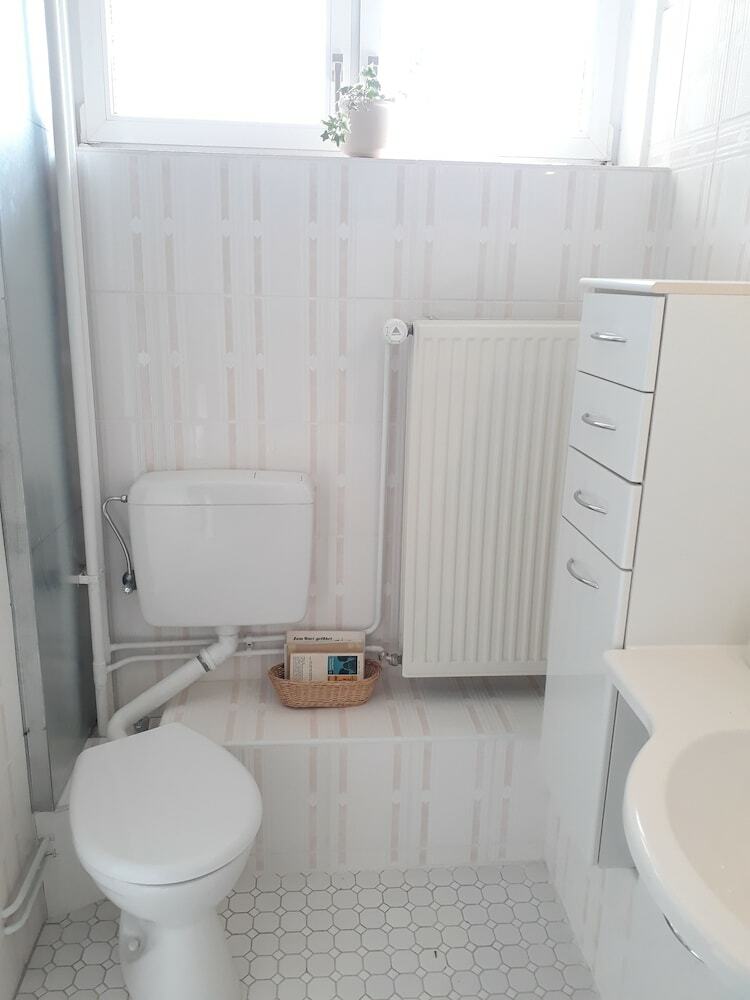 Haus Mena
