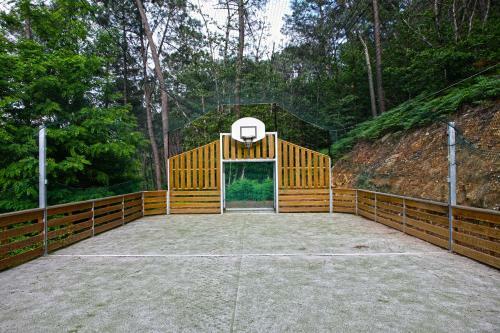 Village De Chalets Camping Bois Simonet
