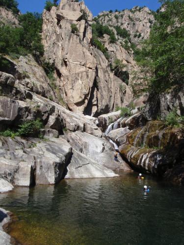 Village De Chalets Camping Bois Simonet