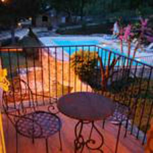 Hotel H�tel Lou Cale� Restaurant Le Rocher Des Abeilles