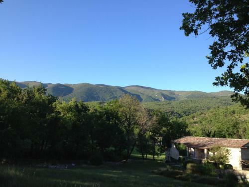 Hotel H�tel Lou Cale� Restaurant Le Rocher Des Abeilles