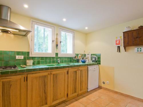 Holiday Home Les Cotes St Martin Castillon