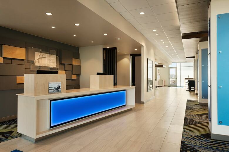 Hotel Holiday Inn Express & Suites Beaver Dam