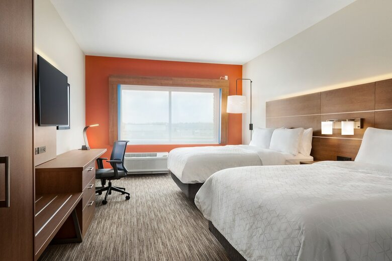 Hotel Holiday Inn Express & Suites Beaver Dam