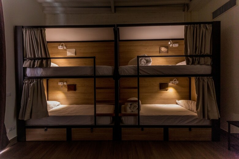 Hostal Hostel Nut