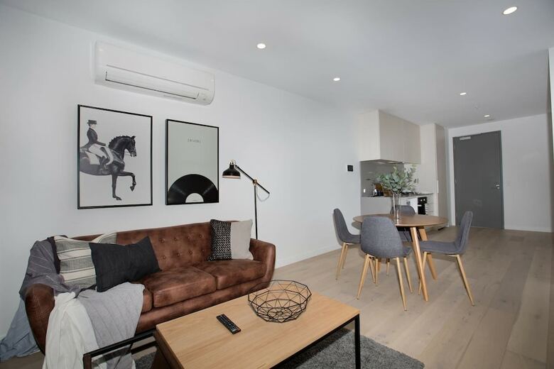 Chocolate Taste Apartment In Parkville