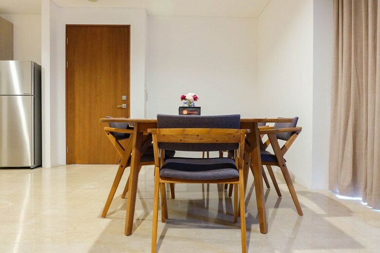 Spacious Elegant 3br Veranda Residence @ Puri Apartment
