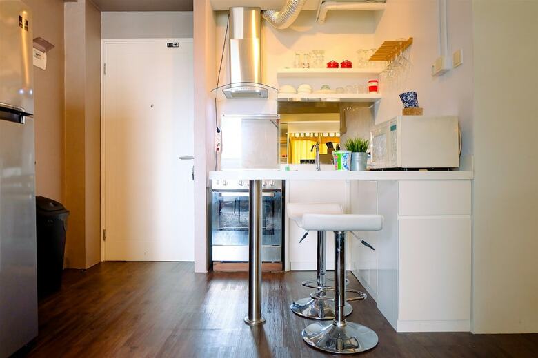 Large And Minimalist Studio At Pakubuwono Terrace Apartment