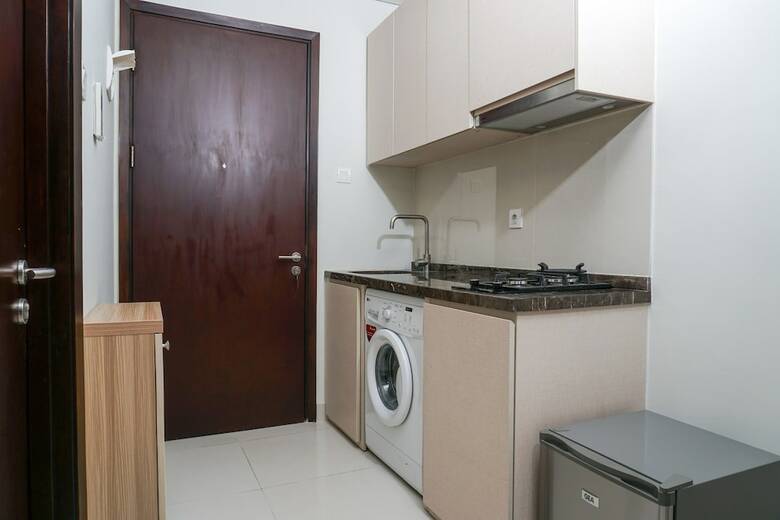 Modern Studio Room Puri Mansion Apartment