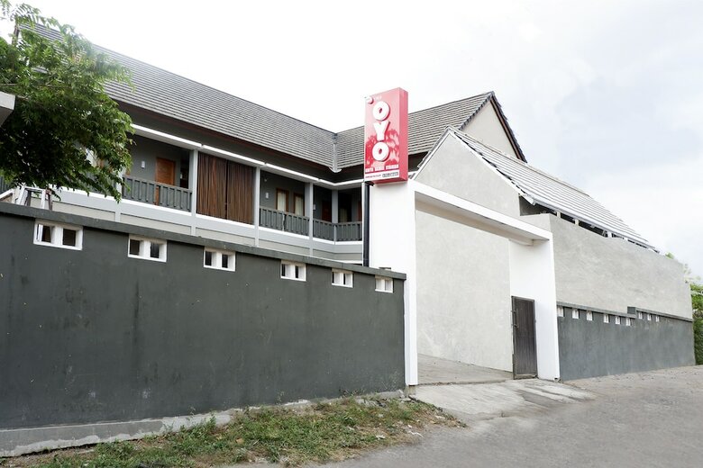 Hotel Oyo 1369 Griya Damai Syariah