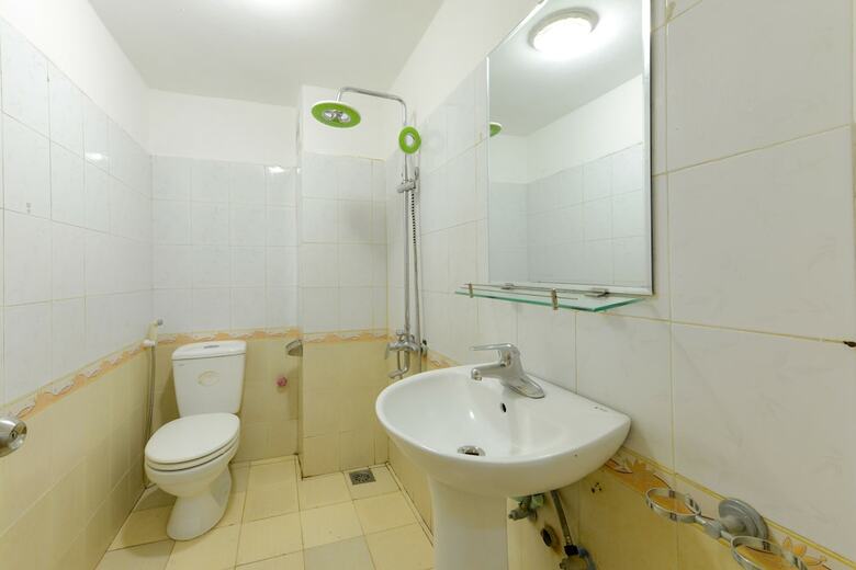 Oyo 296 Amely Hotel