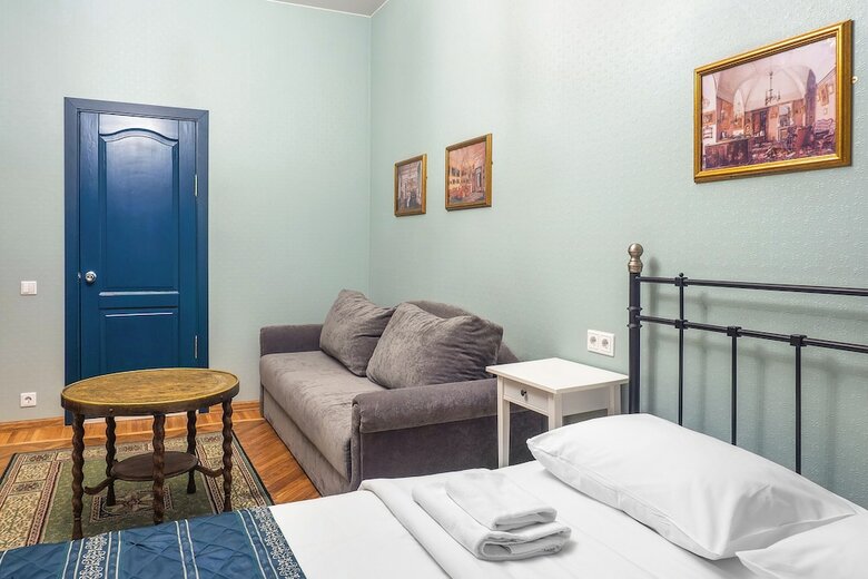 Bed & Breakfast Friends Rooms On Vosstaniya