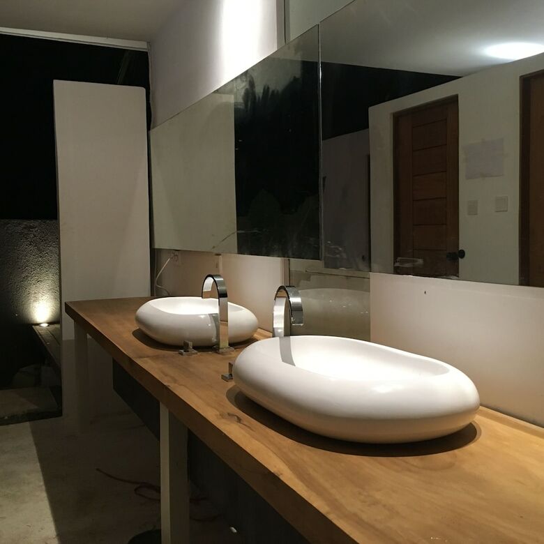 Hostal The Hide Hostel At Canggu - Adults Only