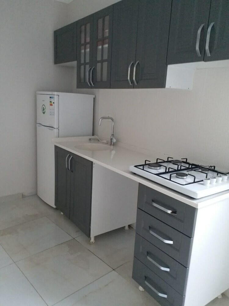 Avsa Roza Apart