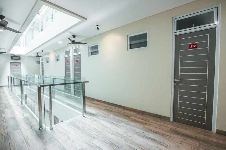 Hotel Oyo 1487 Residence Khoe