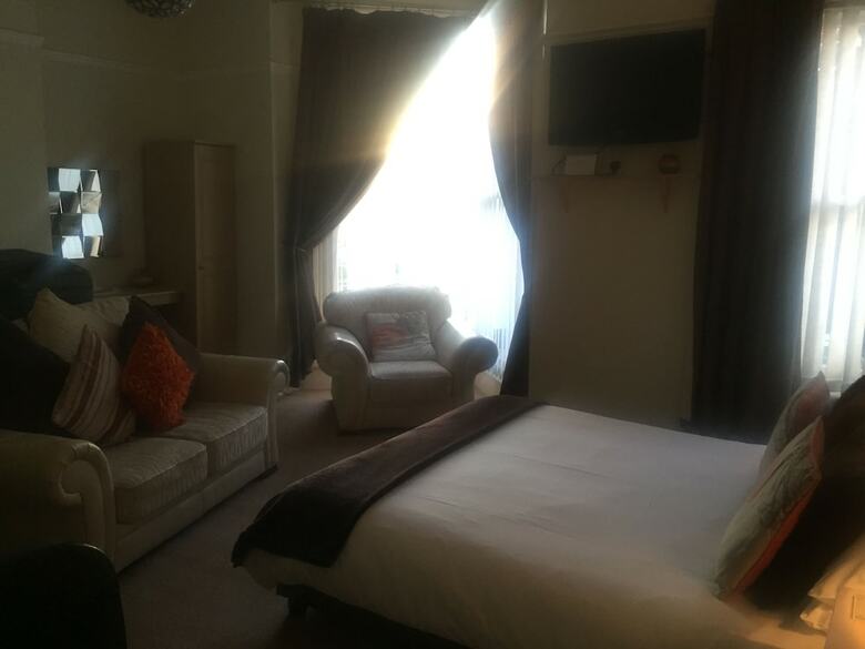 Hotel Seacrest Guest House