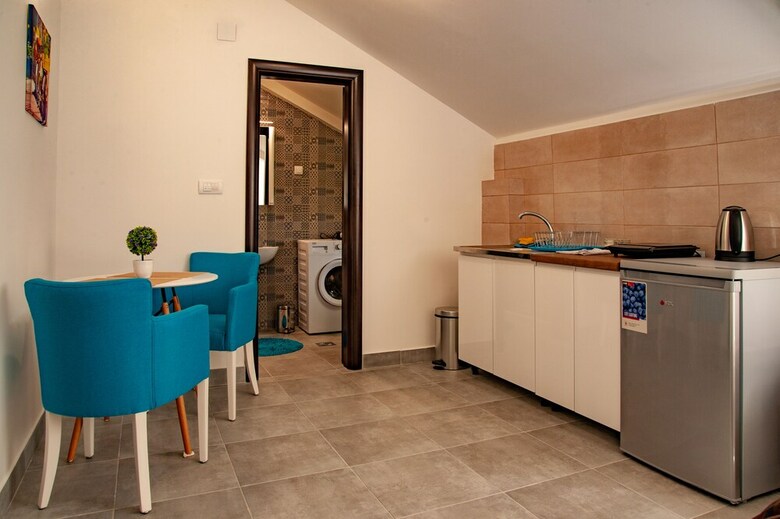 Rooms & Apartments Vukasovic