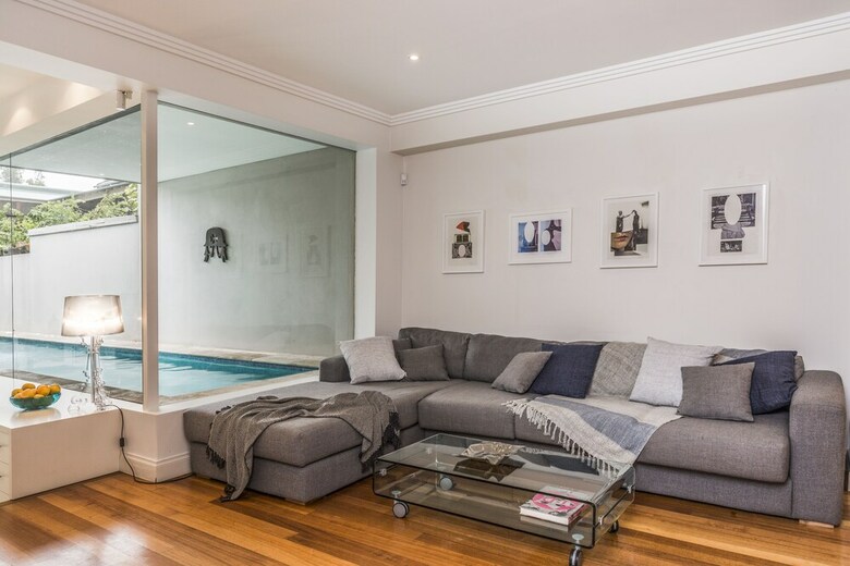 Stylish 3 Bedroom Pool House In Surry Hills