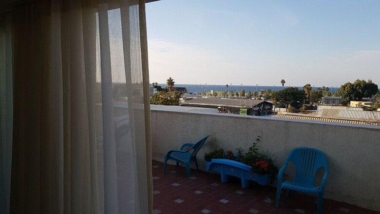 Unique Roof Apartment With Sea View