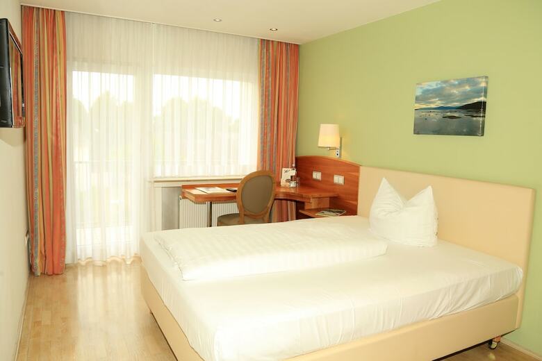 Landidyll Hotel Weidenbr�ck