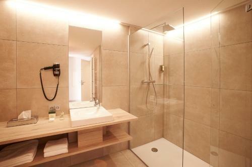 Landhotel Wei�es Ro�