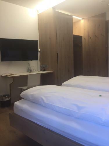 Landhotel Wei�es Ro�