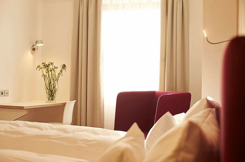 Landhotel Wei�es Ro�