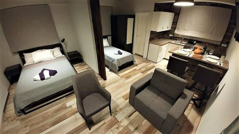 Hotel Perneia Rooms