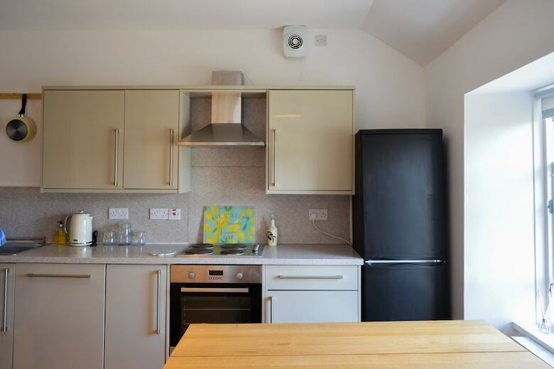 Apartamentos Bright 2 Bedroom Home In Old Town Centre