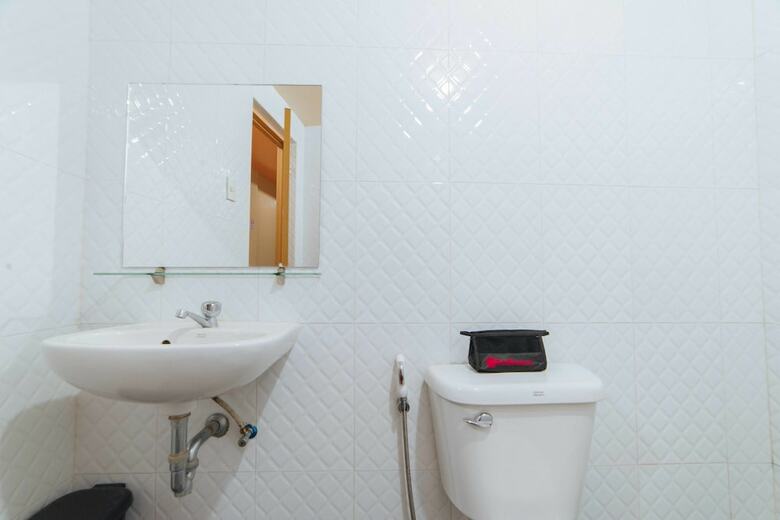 Hotel Reddoorz Plus Near Sm Ecoland Davao