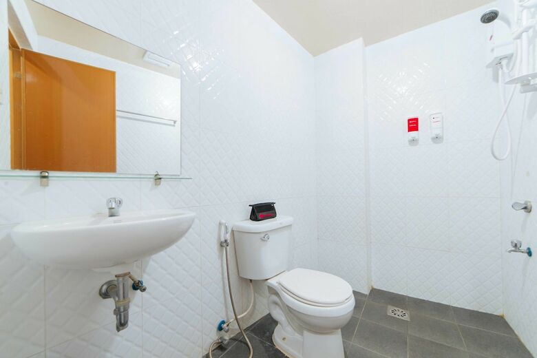 Hotel Reddoorz Plus Near Sm Ecoland Davao
