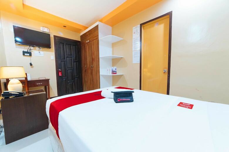 Hotel Reddoorz Plus Near Sm Ecoland Davao