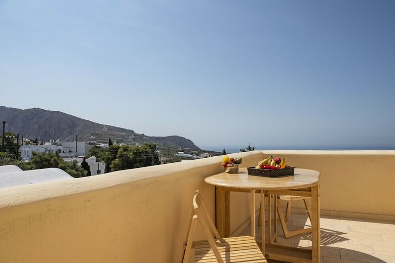 Apartamentos Ladas Pyrgos Houses