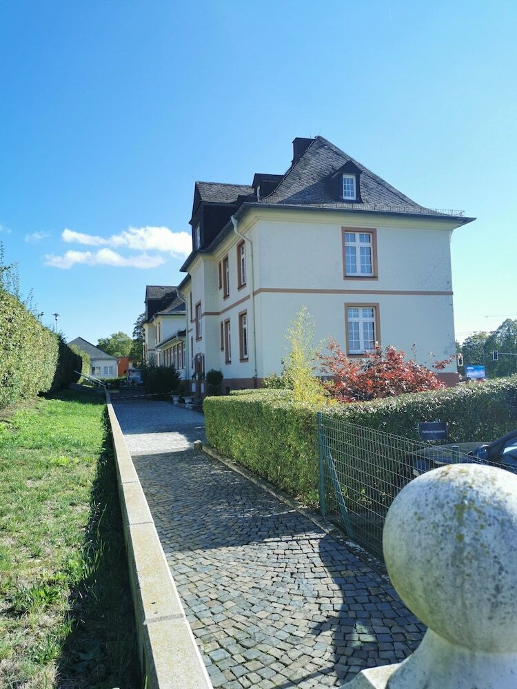 Spilburg Apartments