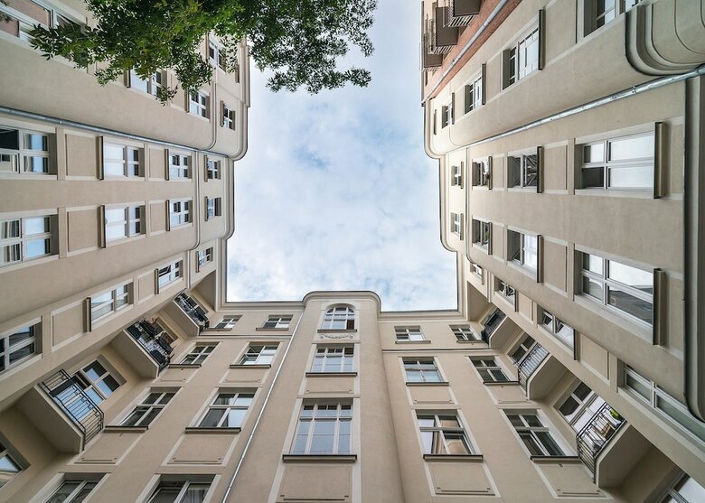 Metro Nowy Swiat Apartment