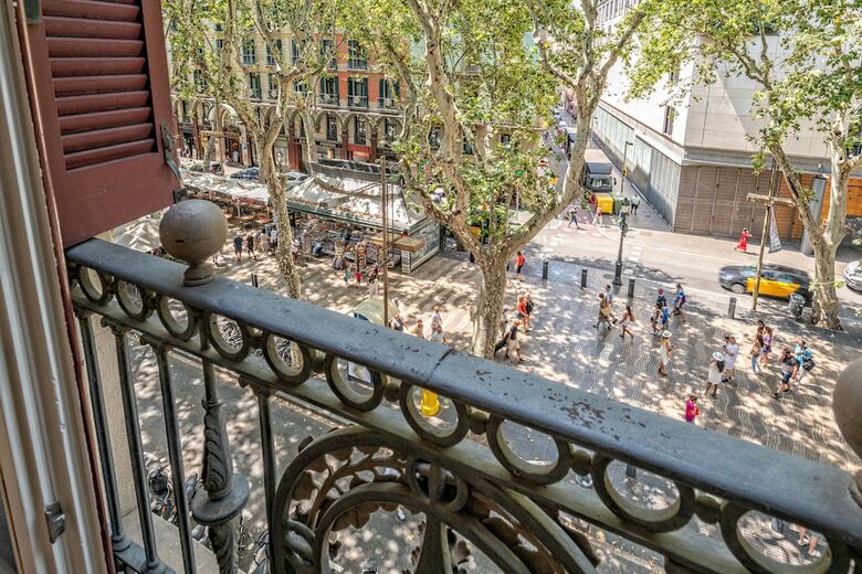 Apartamentos Ramblas Gothic Quarter By The5vesoul.