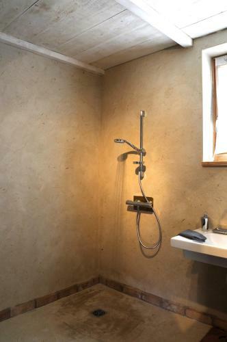 Hostal La Pierre Folle Chambres D'h�tes