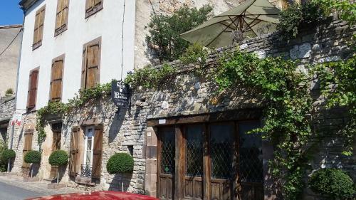 Hostal La Maison Bak�a