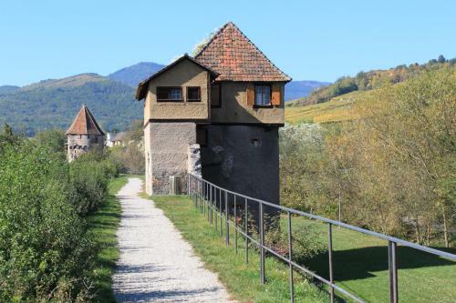 Hostal S'harzala